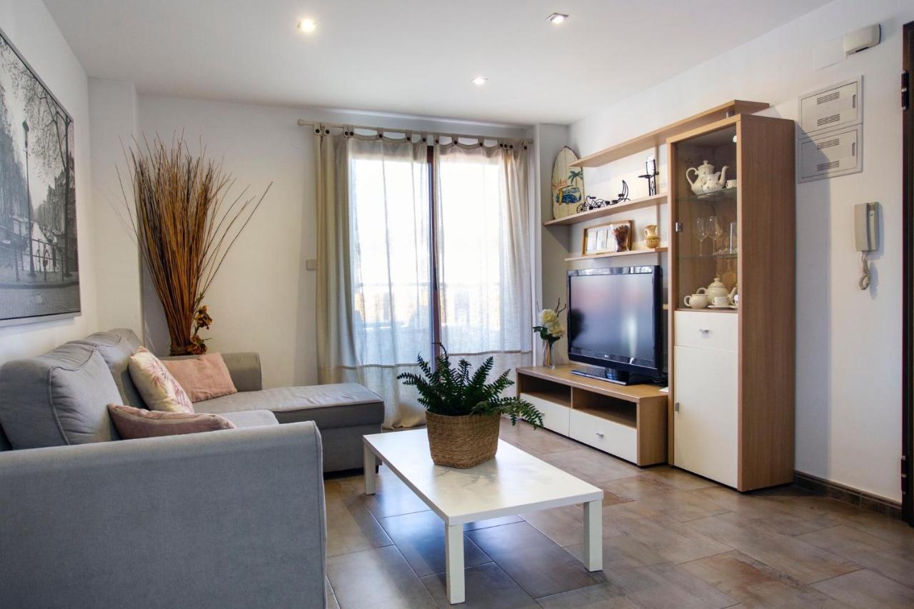 A 50 Metros De La Playa, Luminoso Y Acogedor Apartment *
